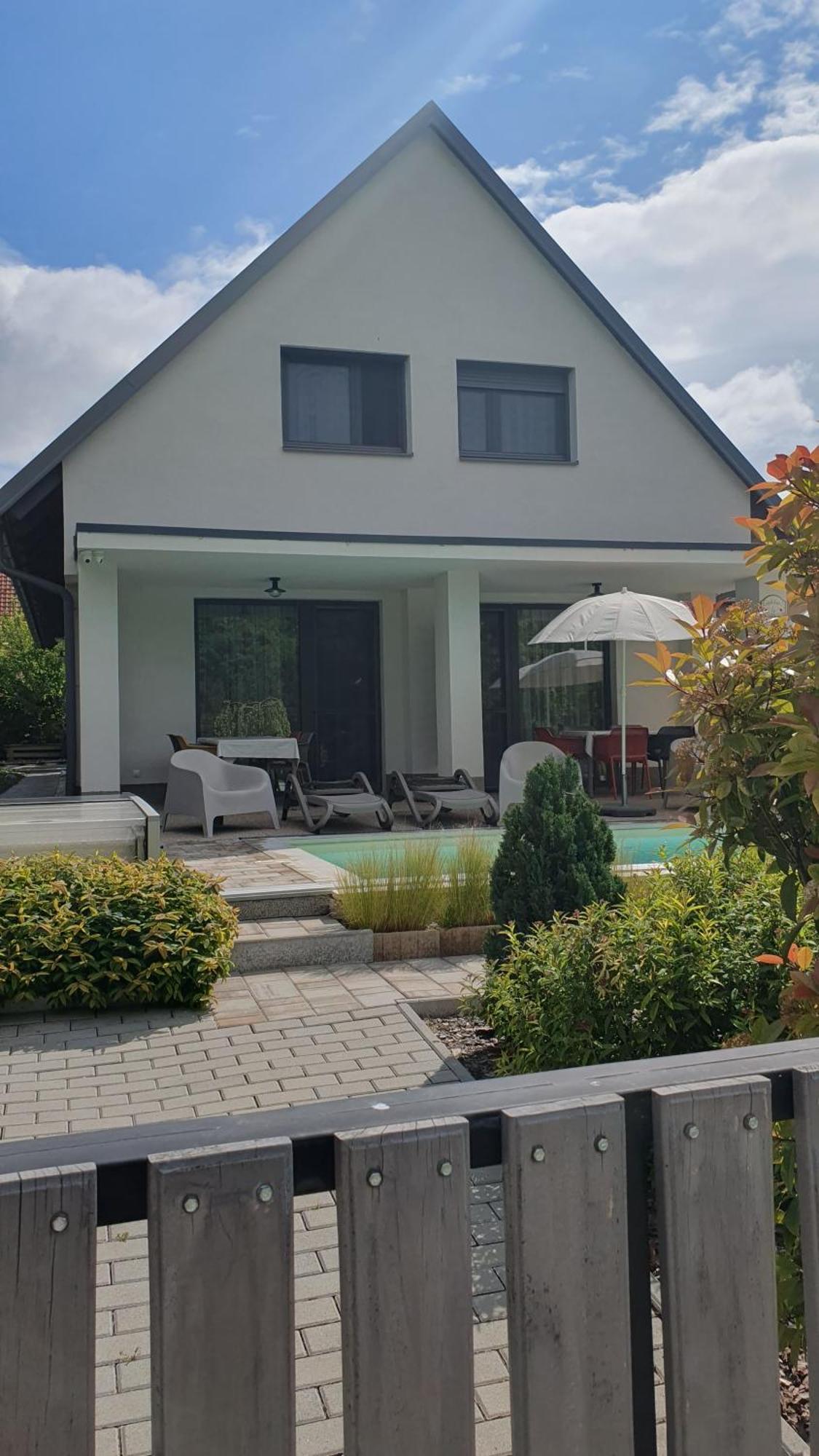 Relax Balaton Apartmanok Balatonfüred Zewnętrze zdjęcie